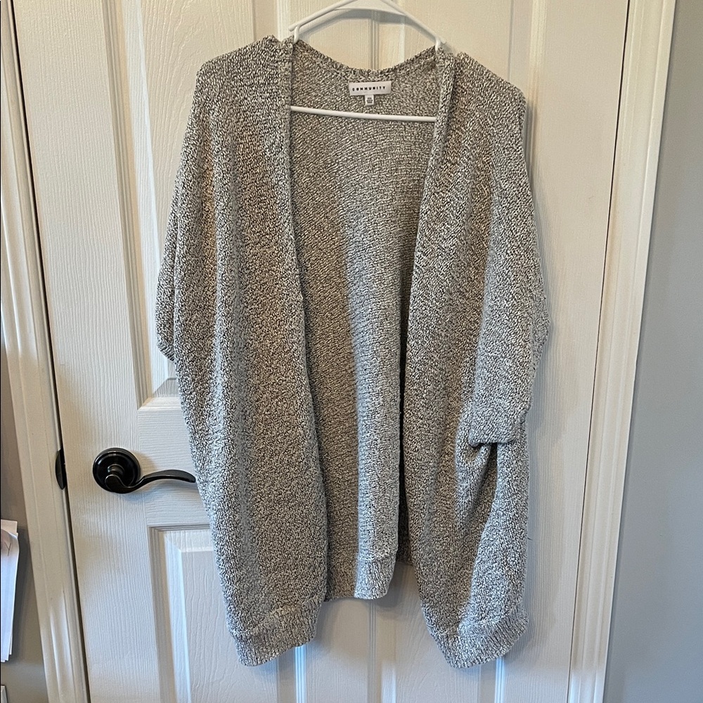 Aritzia community Gray Open-Front Women Sweater cardigan cape ionic